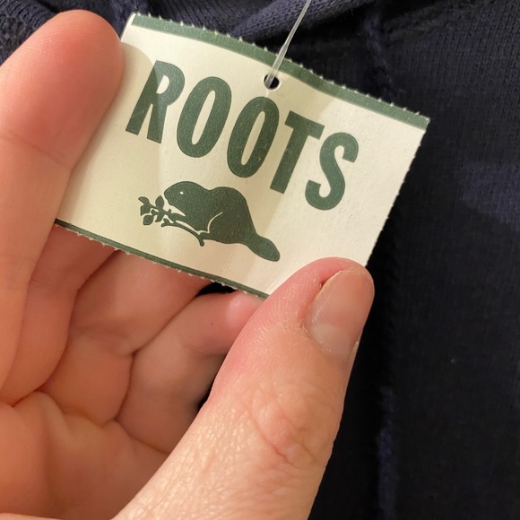 VINTAGE Roots Hoodie NWT SIZE‎ S - Picture 3 of 6